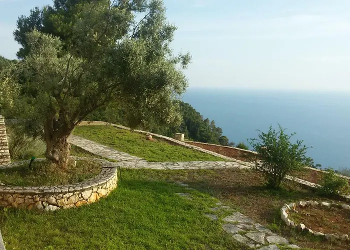 Anerada / Sun Nature Holidays 펜션 Athánion